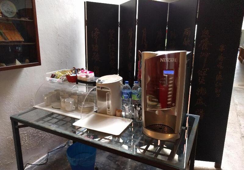 Wayfarer Guest House