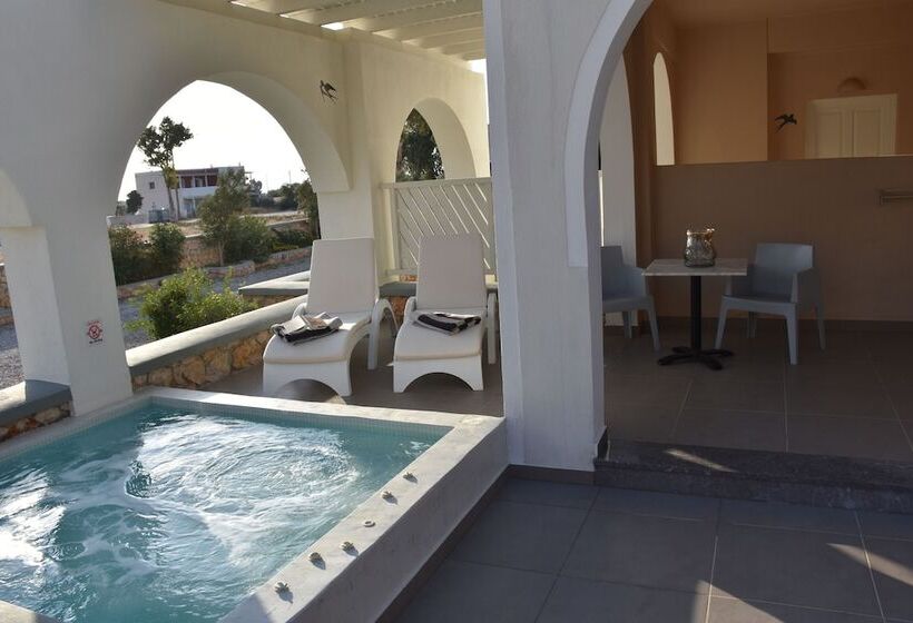 Fotos del hotel De Naxia Suites:  3