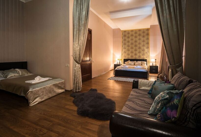 Fotos del hotel Gold Star Tbilisi:  2