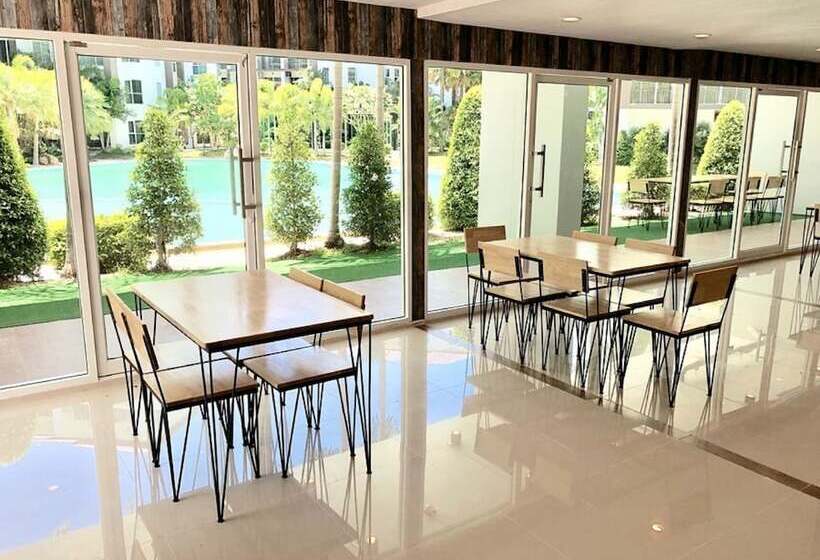 Fotos del hotel Le Breeze Resort:  2