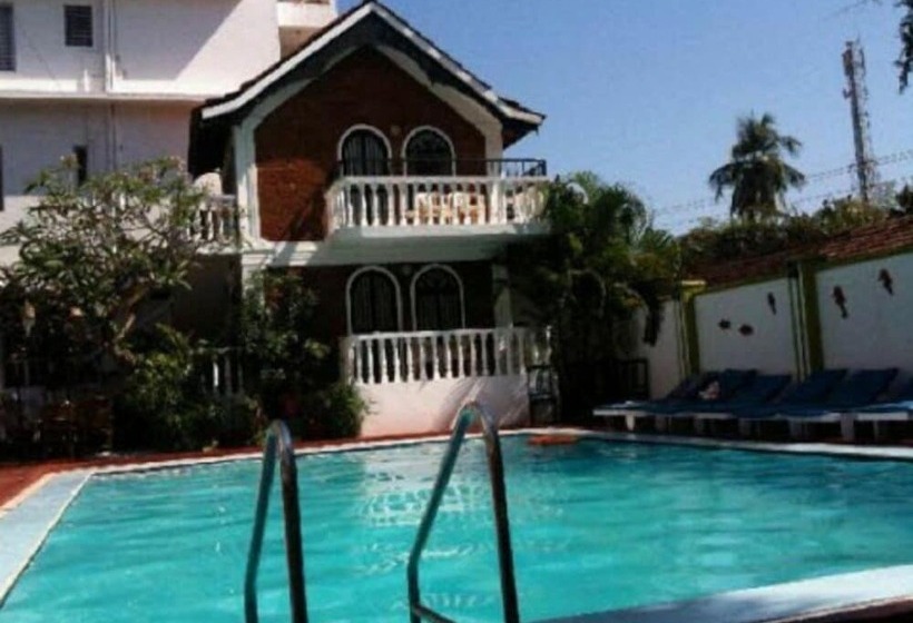 Fotos del hotel Ocean Waves Meera:  14