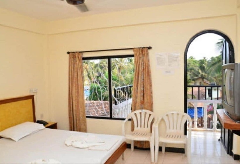 Fotos del hotel Ocean Waves Meera:  10