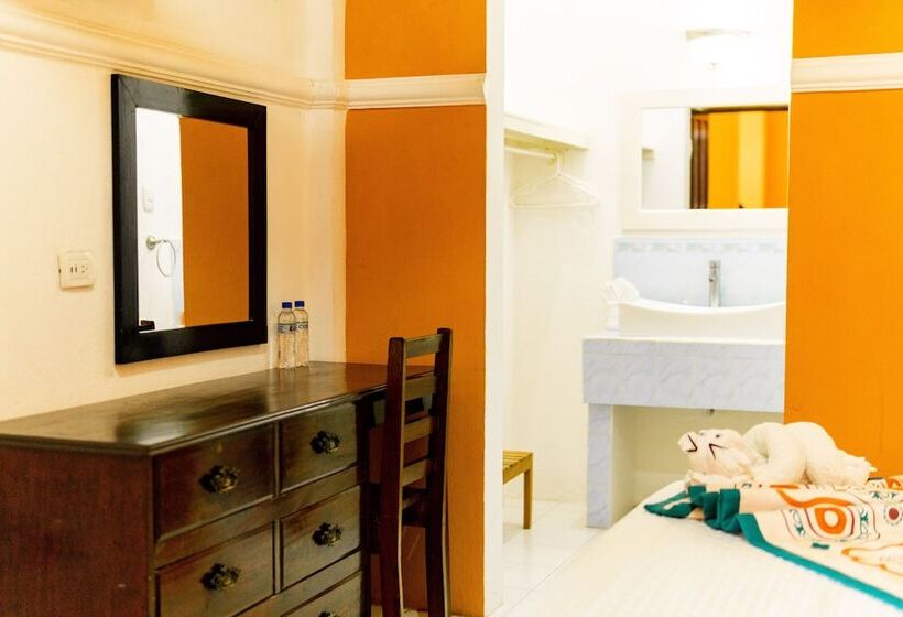 Fotos del hotel Villa Del Lago:  7