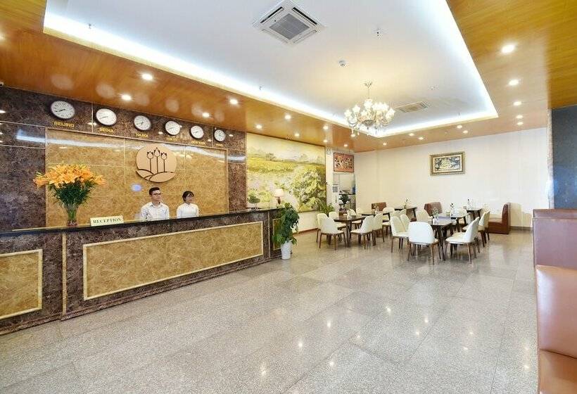 Fotos del hotel Lotus Legend:  2