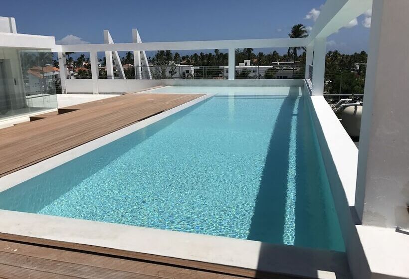 Fotos del hotel Ducassi Suites Rooftop Pool Beach Club & Spa:  6