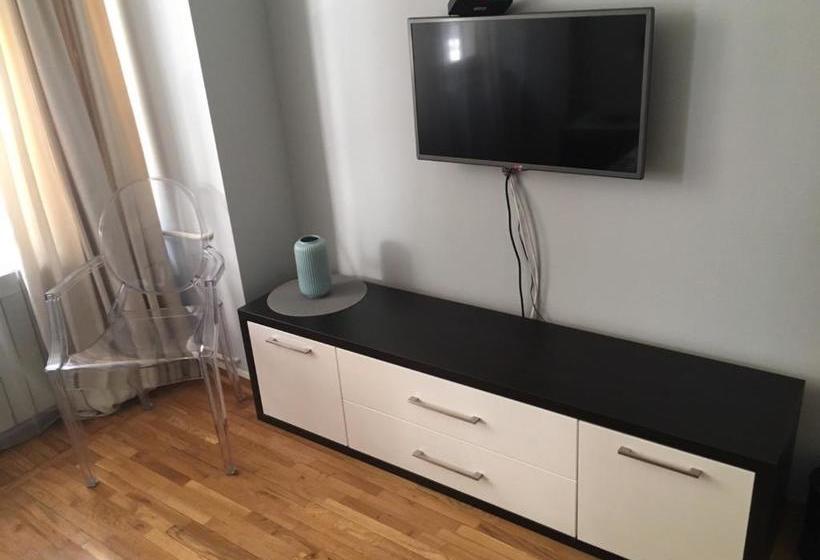 Top Central Apartments 2