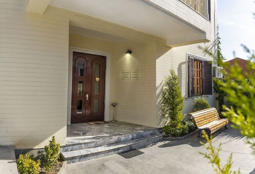 Fotos del hotel Vedzisi Garden:  10