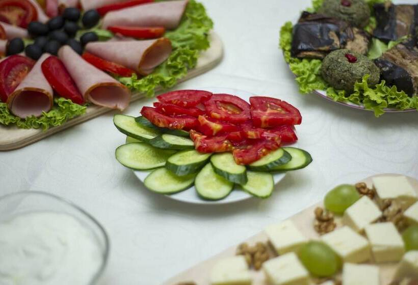 Fotos del hotel Vedzisi Garden:  17