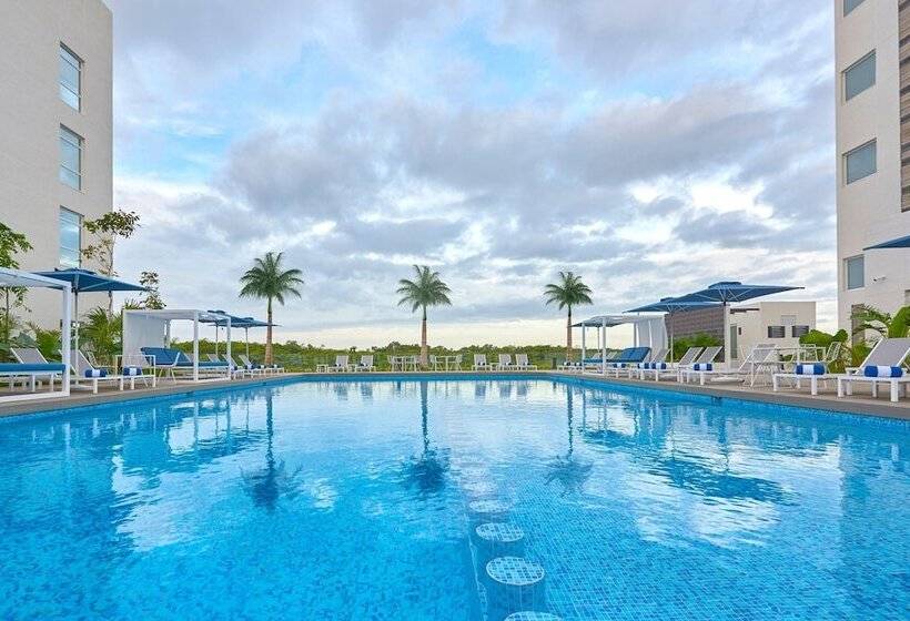 Fotos del hotel City Express Plus Cancun Aeropuerto Riviera:  4