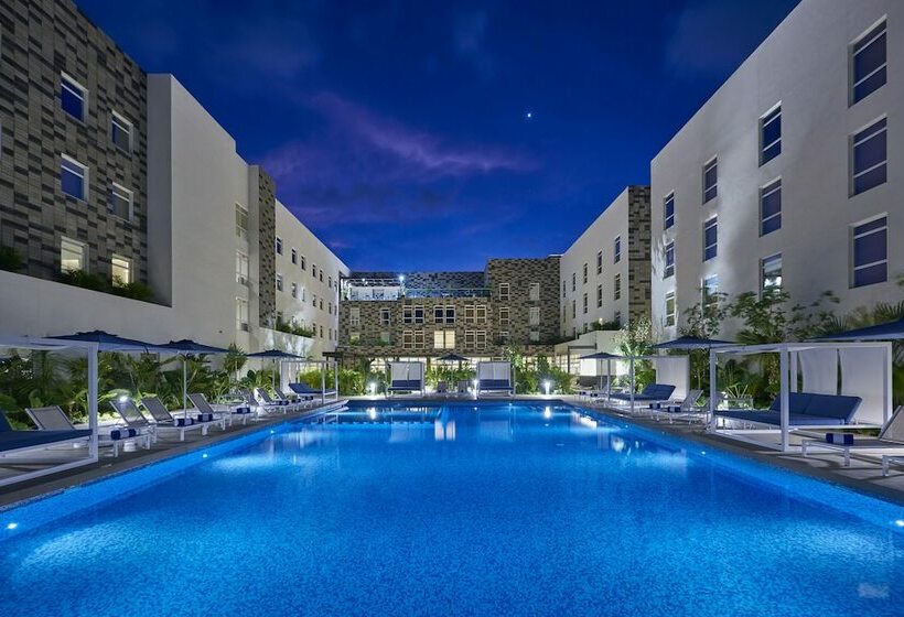 Fotos del hotel City Express Plus Cancun Aeropuerto Riviera:  10