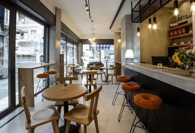 Fotos del hotel Tins Boutique Suites:  8