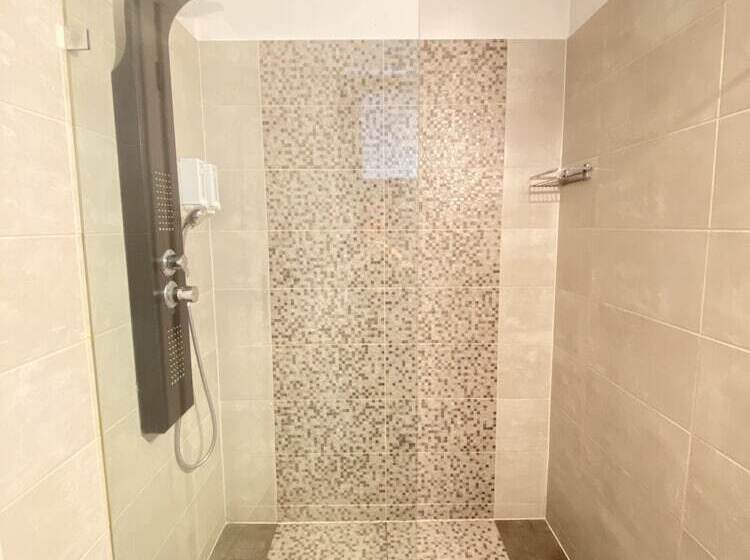 Fotos del hotel Tins Boutique Suites:  11