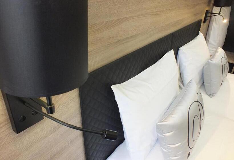 Fotos del hotel Paganini:  6