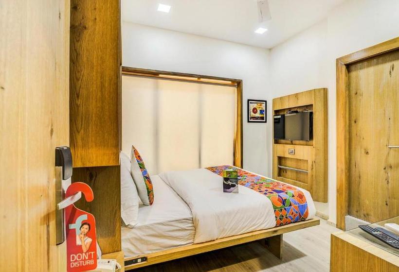 Fotos del hotel Fab Midaas Comforts:  6