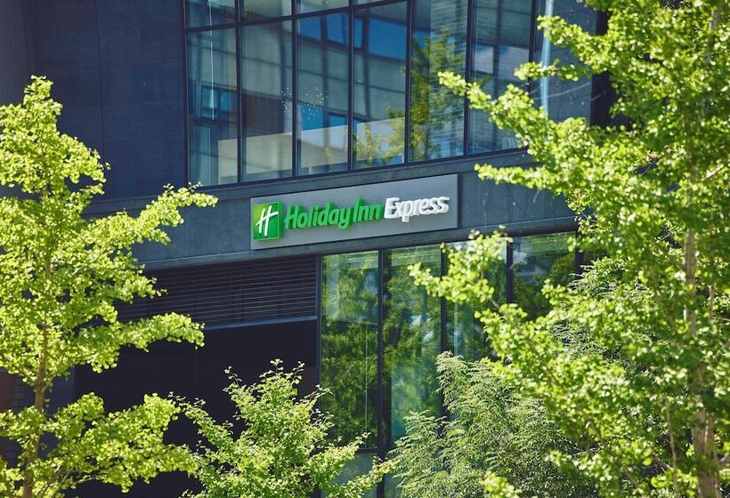 Fotos del hotel Holiday Inn Express Osaka City Centre Midosuji, An Ihg:  5