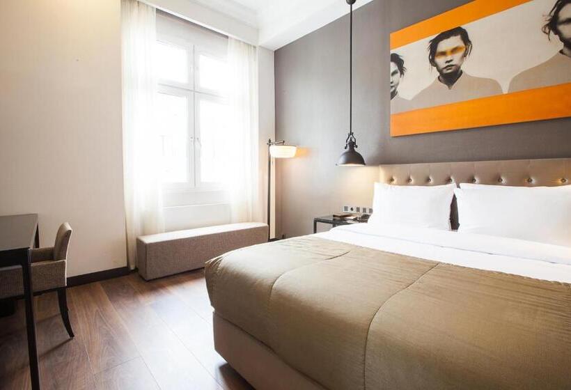 Quentin XL Potsdamer Platz