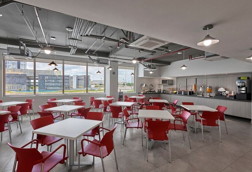 Fotos del hotel City Express Junior Cdmx Sullivan:  15