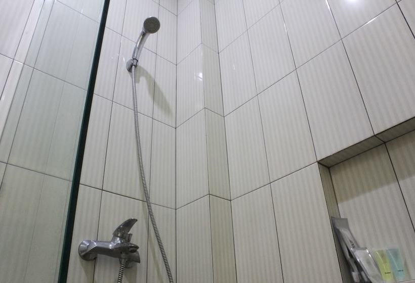 Fotos del hotel Zen Rooms Kuningan Anggrek:  16