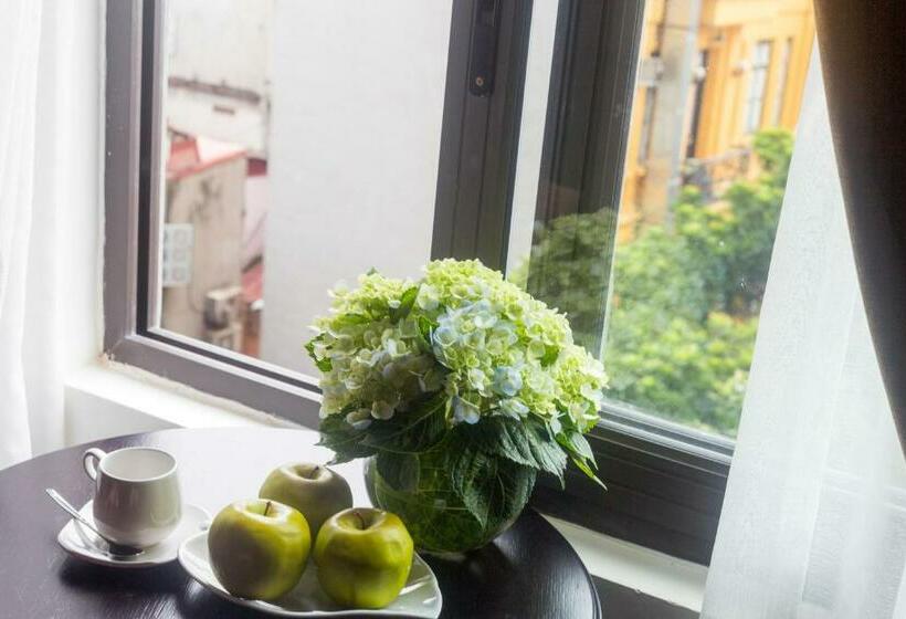 Fotos del hotel La Santé  & Spa:  9