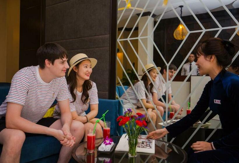 Fotos del hotel La Santé  & Spa:  17