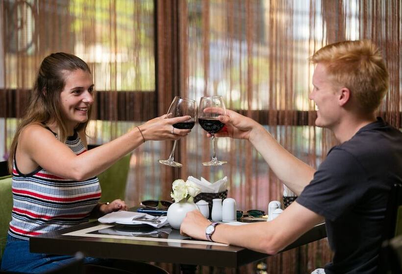 Fotos del hotel La Santé  & Spa:  5