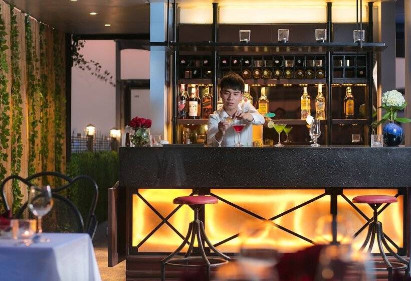 Fotos del hotel La Santé  & Spa:  3