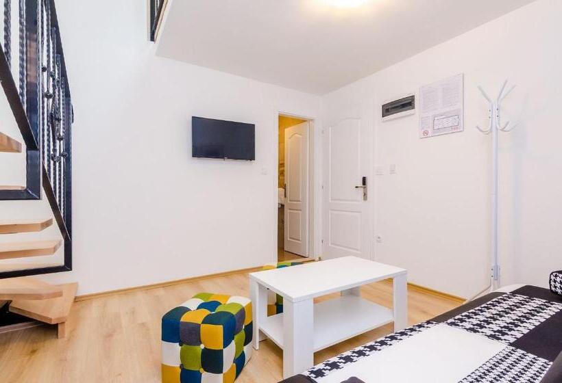 Fotos del hotel Rooms Baza:  2