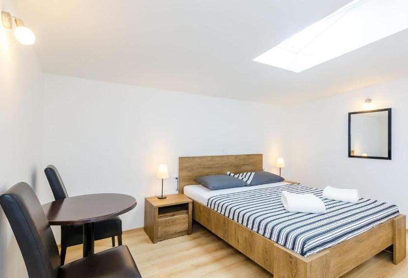 Fotos del hotel Rooms Baza:  10