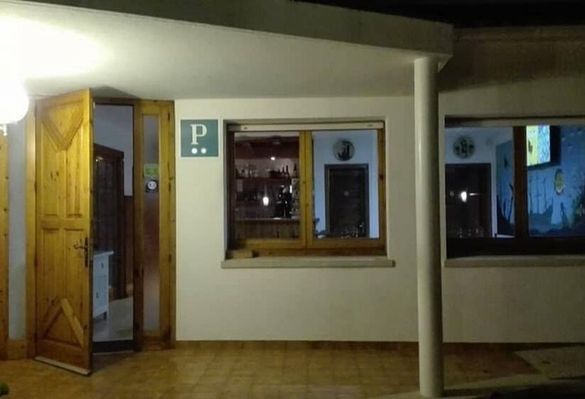 Fotos del hotel Hostal Ondina:  16