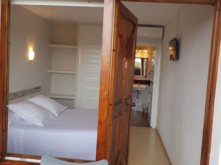 Fotos del hotel Hostal Ondina:  22