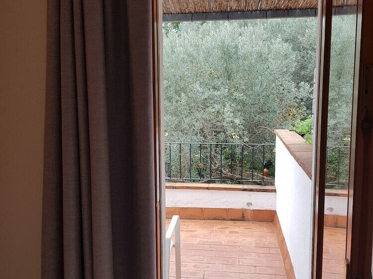 Fotos del hotel Hostal Ondina:  2