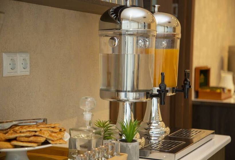 Fotos del hotel Elisi By Gtm:  11