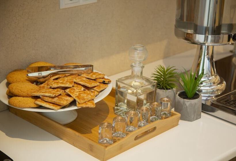 Fotos del hotel Elisi By Gtm:  12