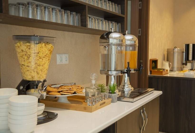 Fotos del hotel Elisi By Gtm:  13