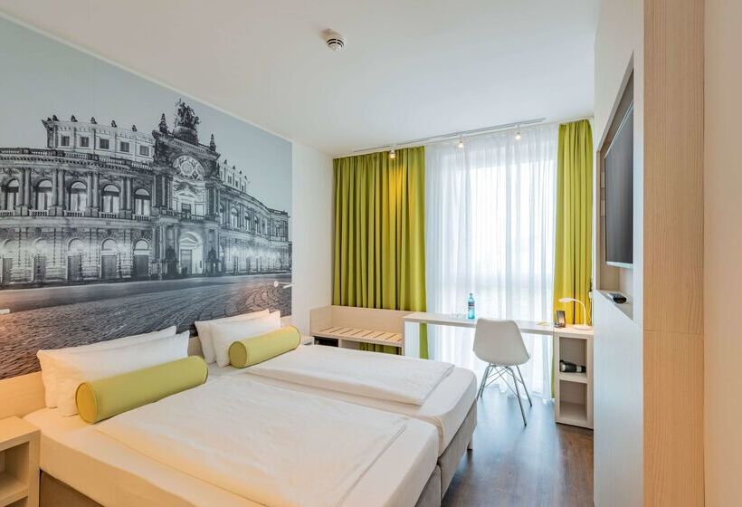 Fotos del hotel Super 8 By Wyndham Dresden:  16