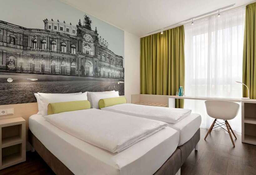 Super 8 By Wyndham Dresden