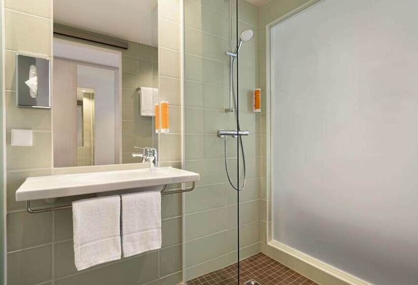 Fotos del hotel Super 8 By Wyndham Dresden:  13