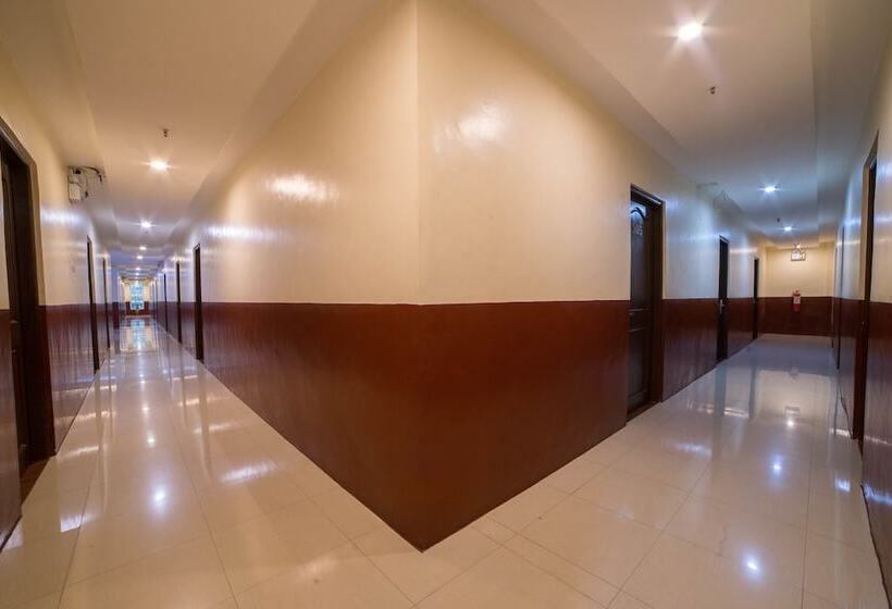 Fotos del hotel Reddoorz Plus @ Balibago Angeles City 2:  5