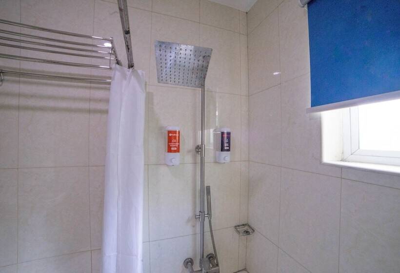 Fotos del hotel Reddoorz Plus @ Balibago Angeles City 2:  7