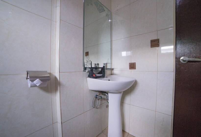 Fotos del hotel Reddoorz Plus @ Balibago Angeles City 2:  8