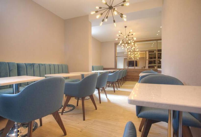 Fotos del hotel Twelve By Aycon:  9