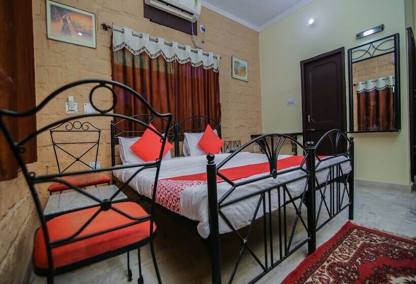 Fotos del hotel Oyo 16799 Shikargarh Palace Resorts:  4