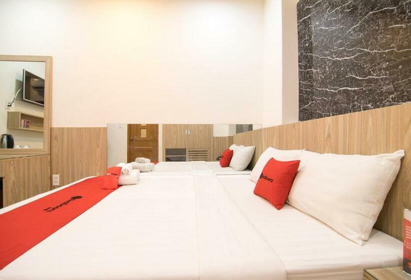 Fotos del hotel Reddoorz Plus Near Gia Dinh International Hospital 2:  9