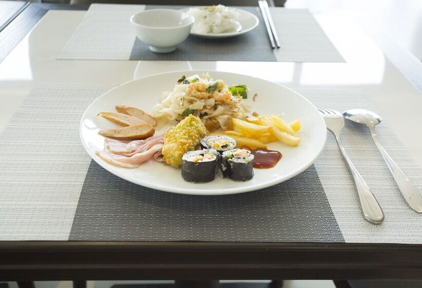 Fotos del hotel Everland:  5