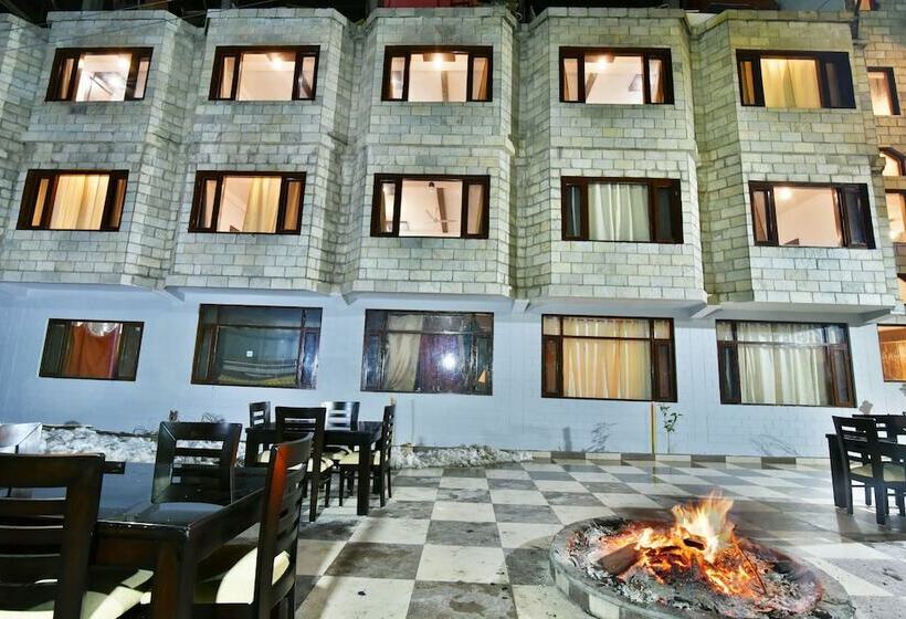 Fotos del hotel Kapoor Resort:  21