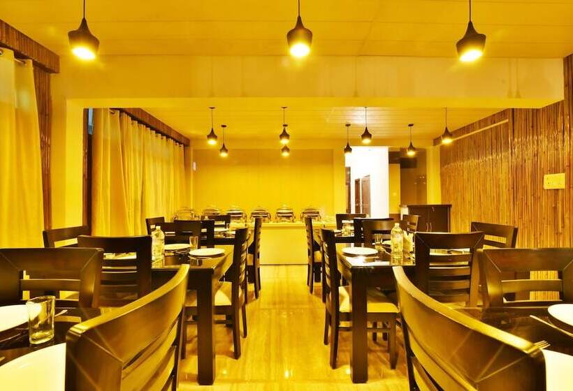 Fotos del hotel Kapoor Resort:  11