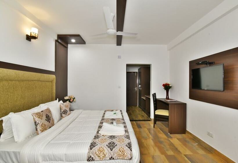 Fotos del hotel Kapoor Resort:  3