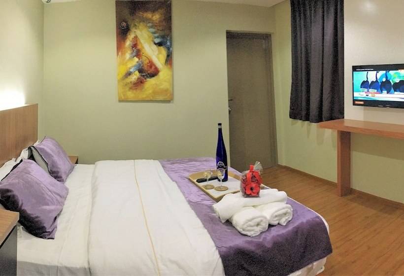 Fotos del hotel Royale  Batu Gajah:  6