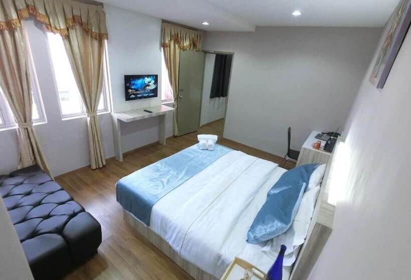 Fotos del hotel Royale  Batu Gajah:  7