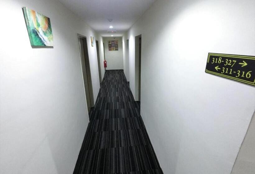 Fotos del hotel Royale  Batu Gajah:  4